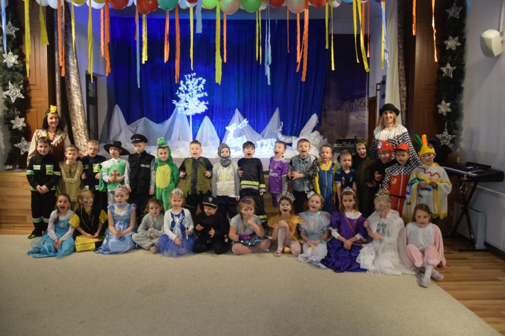 W karnawale same bale