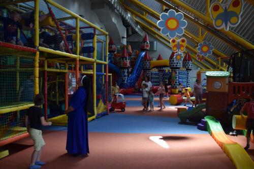 Wesoła półkolonia - wycieczka do Fantazji 2019ri 