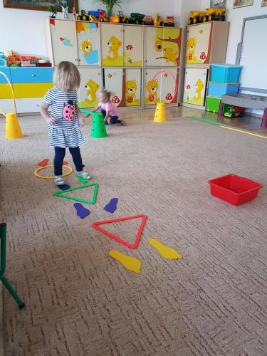 Tor przeszkód - Dzieciątka Jezus