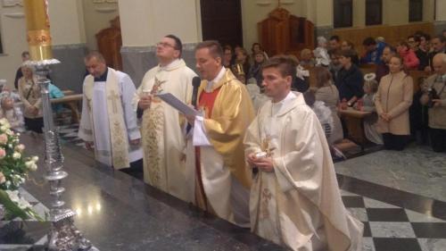 42738787 1422221641241888 336769510960791552 o