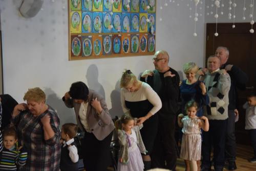 Promyczki św. Józefa świętują Dzień Babci i Dziadzia