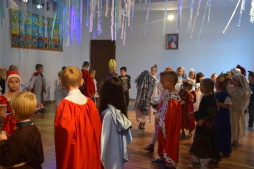 Taki duży, taki mały może świętym być