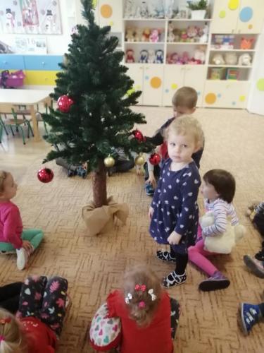 79217228 439886206688806 941063343559409664 n